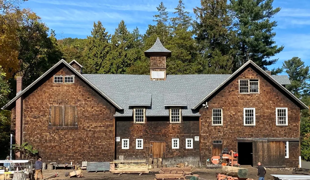 City Bench barns in Higganum, Connecticut